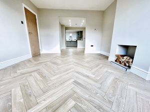 Lounge area- click for photo gallery